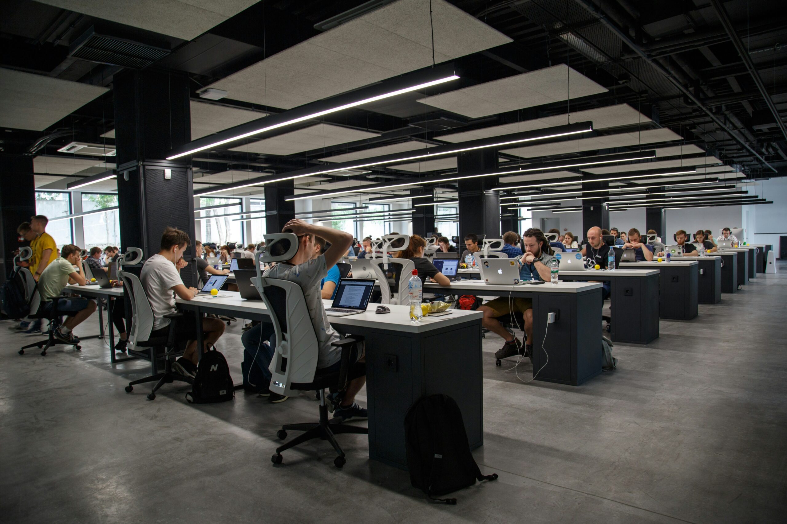 Top Tips to Boost Concentration in a Coworking Office Space